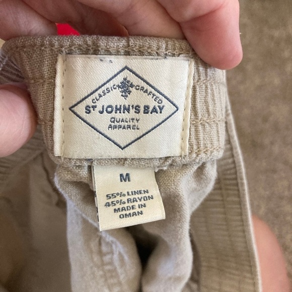 Women's Red and Tan Shorts - Picture 4 of 4